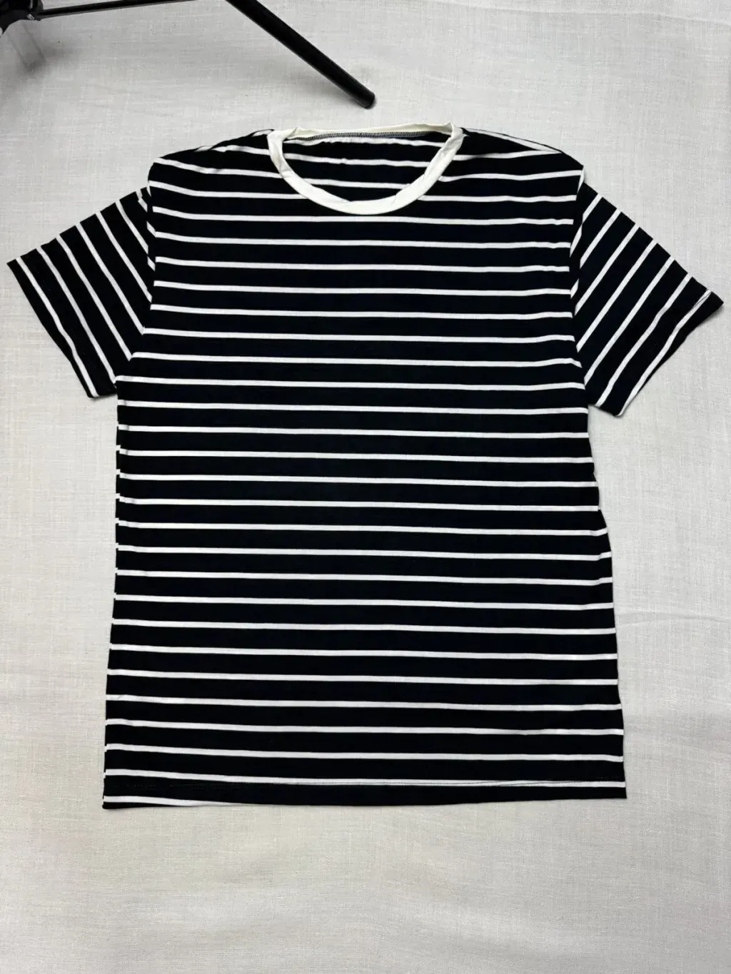 CAMISETA LISTRADA