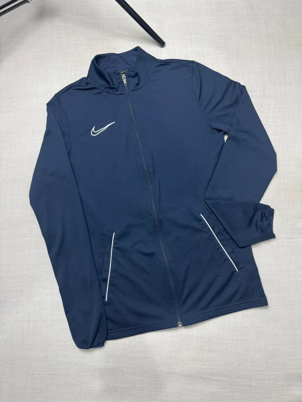 JAQUETA NIKE ACADEMY 2021 - AZUL MARINHO — foto 1 de 2