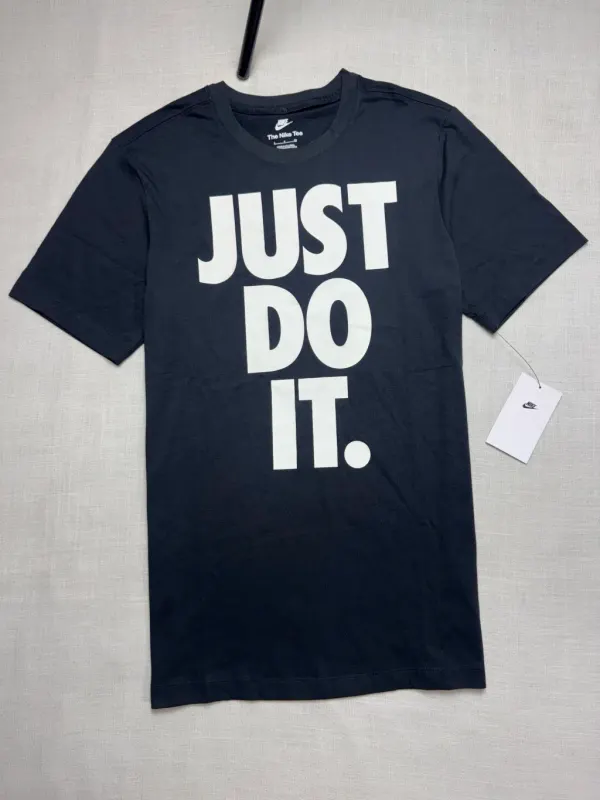 CAMISETA NIKE JUST DO IT - PRETA